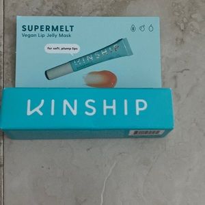 Vegan lip jelly mask